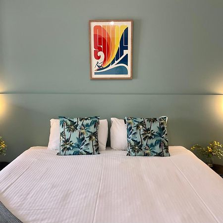 The Carmel Yamba Motel Exterior photo