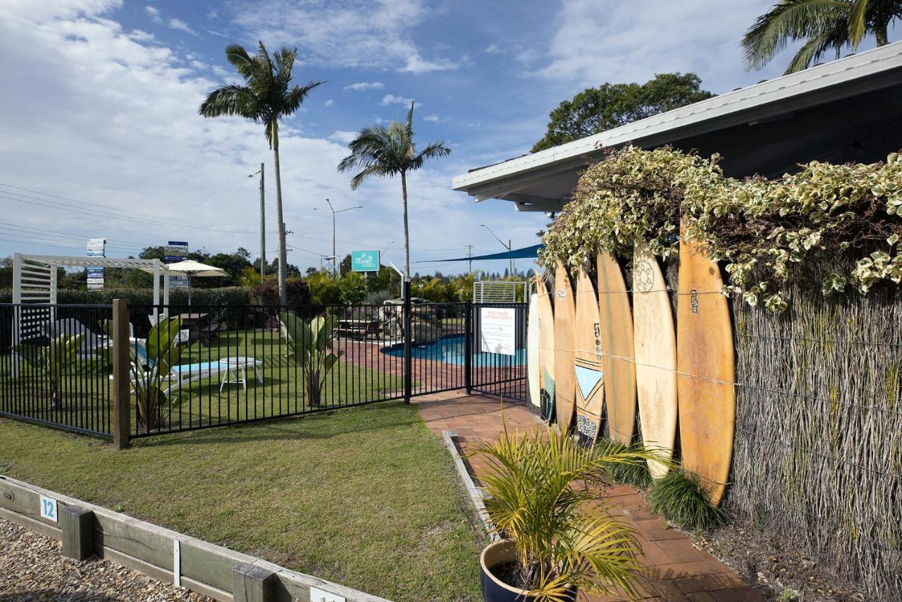 The Carmel Yamba Motel Exterior photo