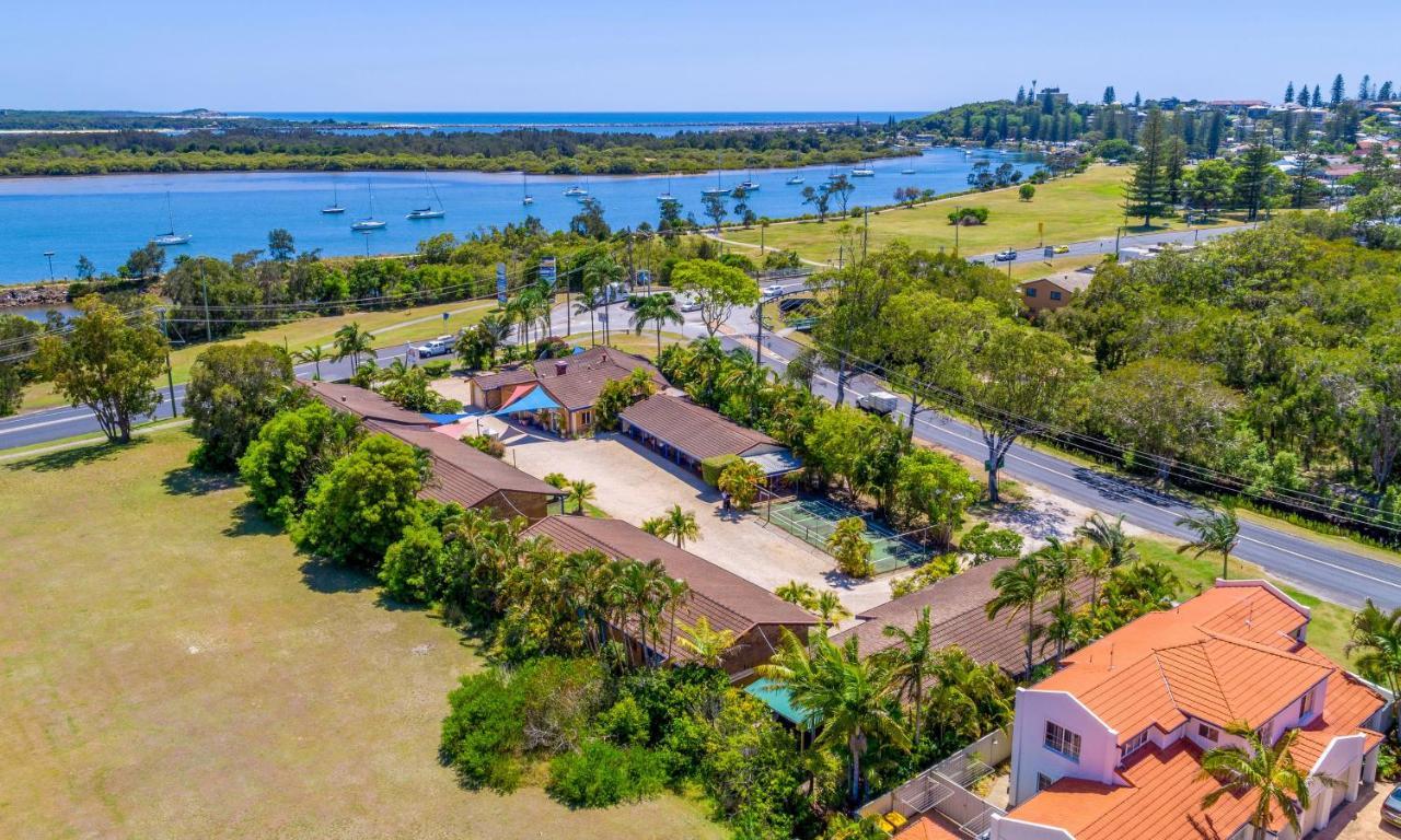The Carmel Yamba Motel Exterior photo