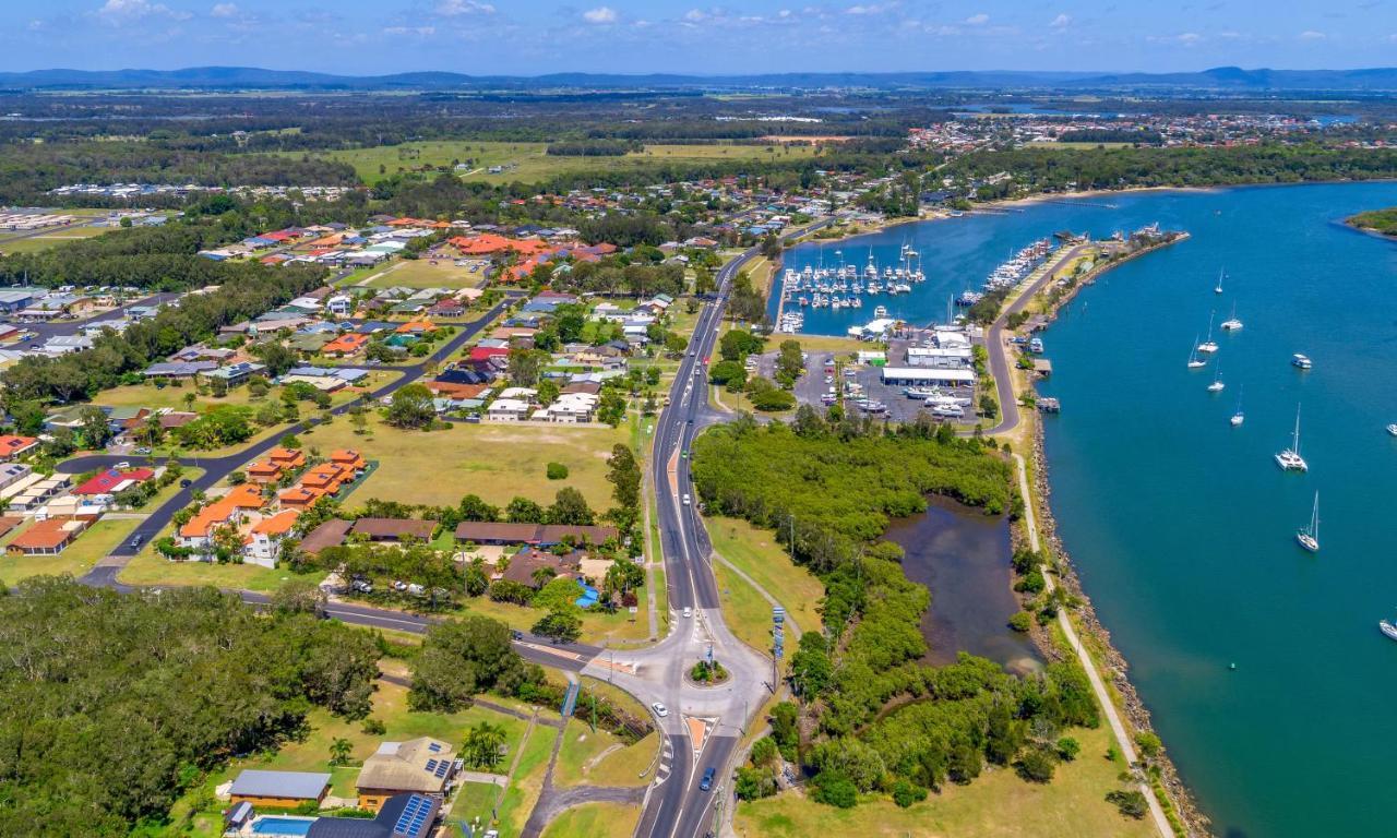 The Carmel Yamba Motel Exterior photo