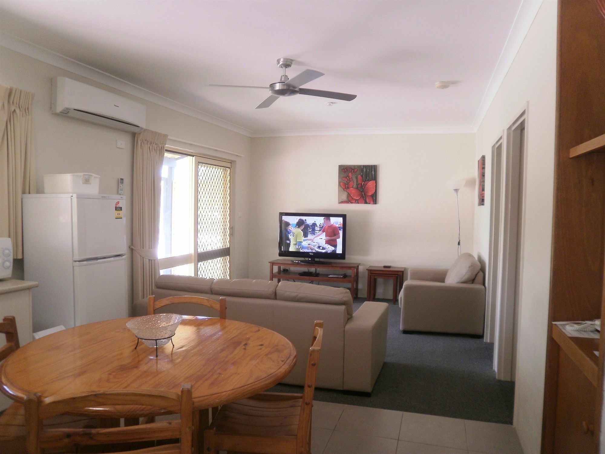 The Carmel Yamba Motel Exterior photo