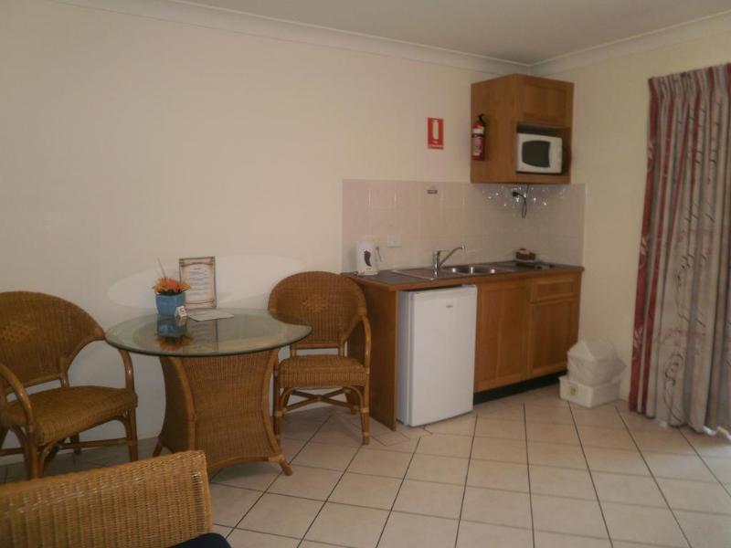 The Carmel Yamba Motel Exterior photo
