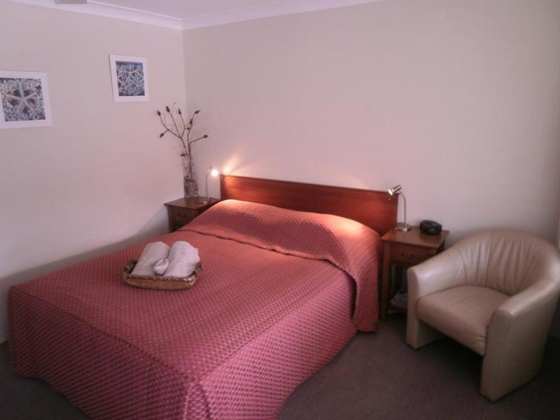 The Carmel Yamba Motel Exterior photo